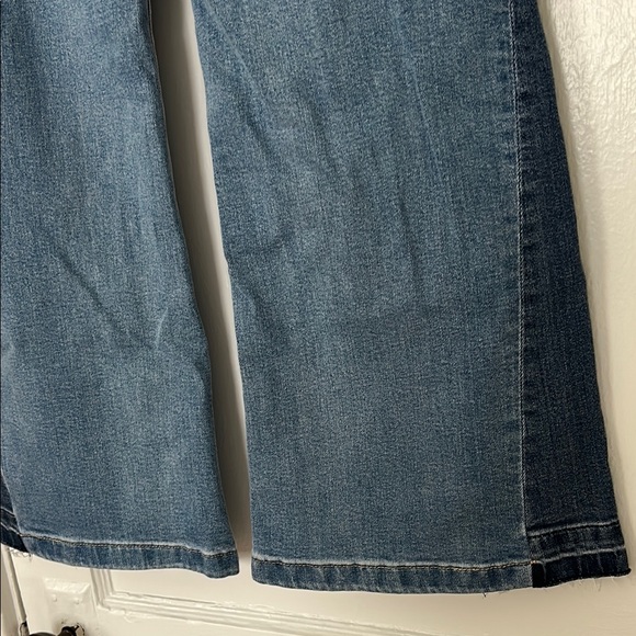 NWT Gap High Rise Patched '70s Flare Jeans - Picture 10 of 10